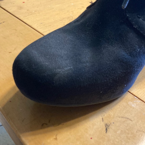 X-APPEAL Black Suede Wedges “Flynn” - Picture 10 of 11